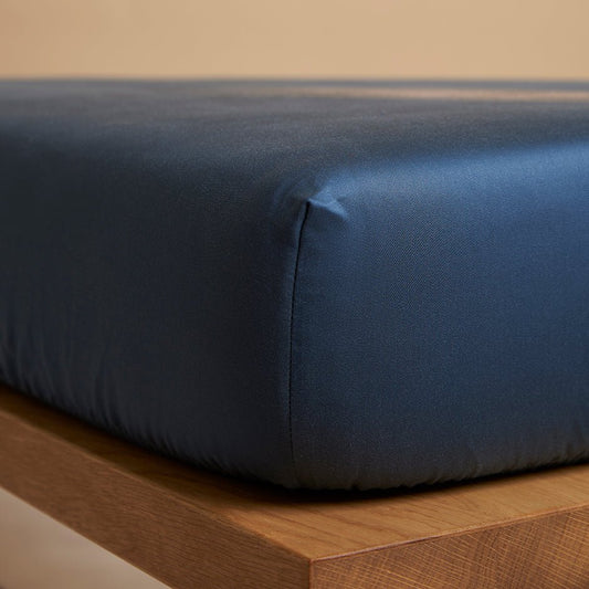 Spannbettlaken TENCEL™ Satin - atmungsaktiv & seidig weich (Dunkelblau)
