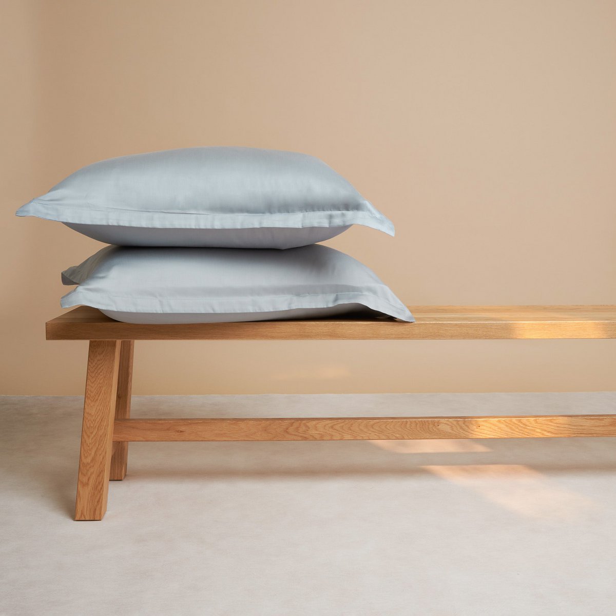 Kissenbezug TENCEL™ Satin - seidig weich & hautfreundlich (Graublau)