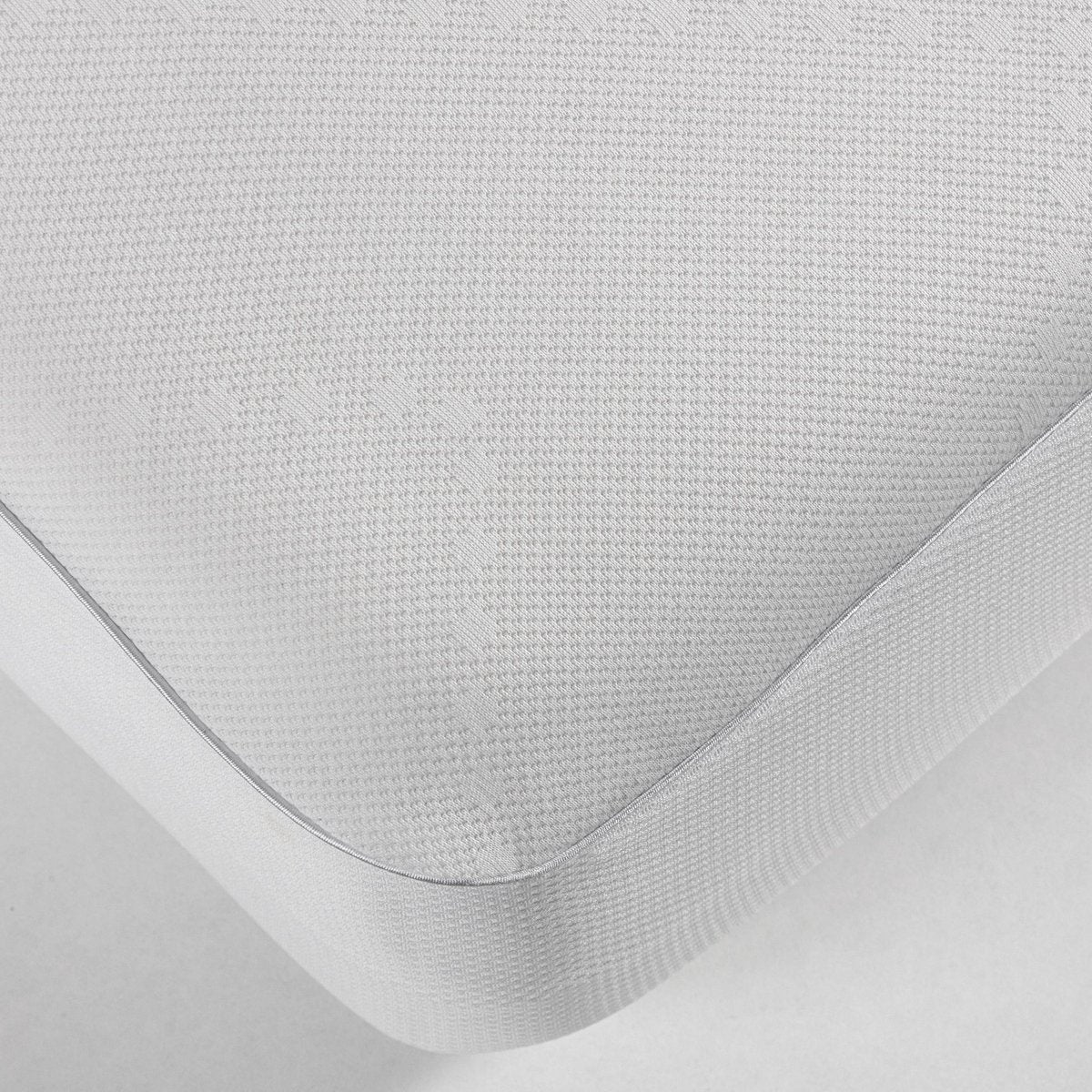 Matratzenschoner - atmungsaktiv & hygienisch, geeignet für Matratzen bis 40cm