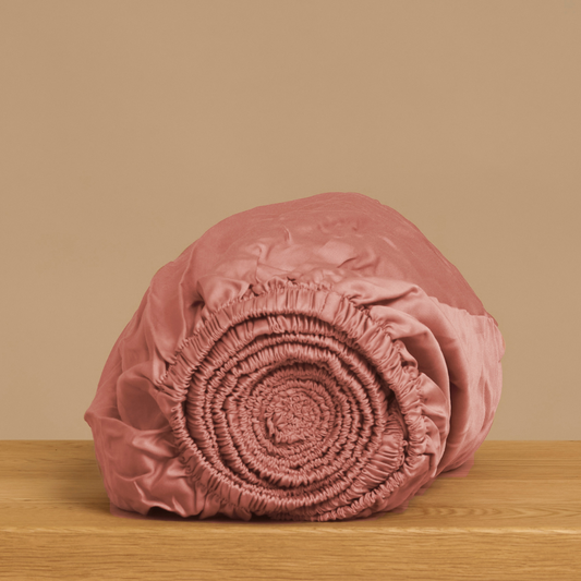 Spannbettlaken TENCEL™ Satin - atmungsaktiv & seidig weich  (Terra Pink)