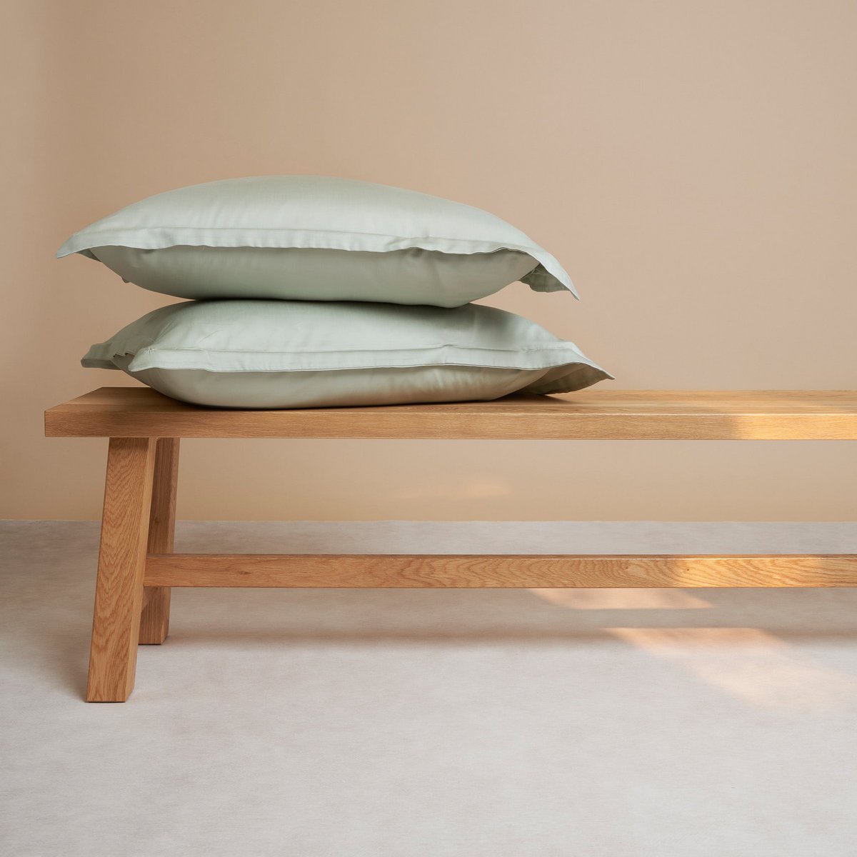 Kissenbezug TENCEL™ Satin - seidig weich & hautfreundlich (Graugrün)