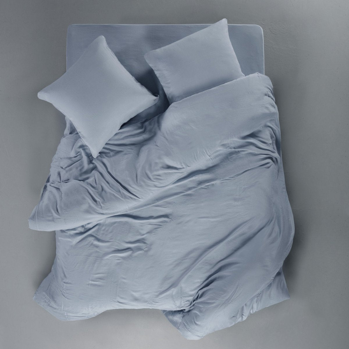 Luxuriöse TENCEL™ Lyocell Satin Bettwäsche - seidig-weich & atmungsaktiv (Sky Blue)