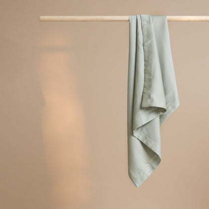 Kissenbezug TENCEL™ Satin - seidig weich & hautfreundlich (Graugrün)