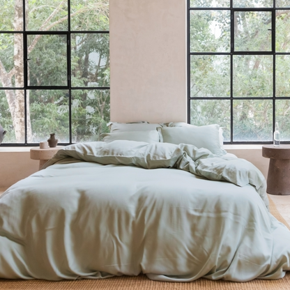 Luxuriöse TENCEL™ Lyocell Satin Bettwäsche - seidig-weich & atmungsaktiv (Graugrün)