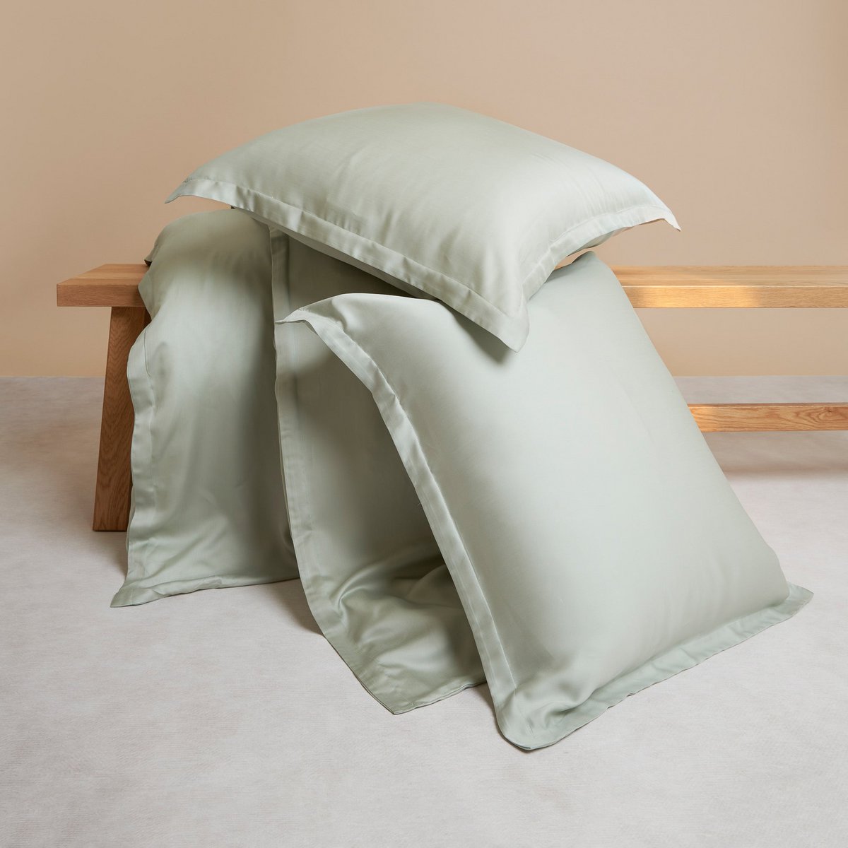 Luxuriöse TENCEL™ Lyocell Satin Bettwäsche - seidig-weich & atmungsaktiv (Graugrün)