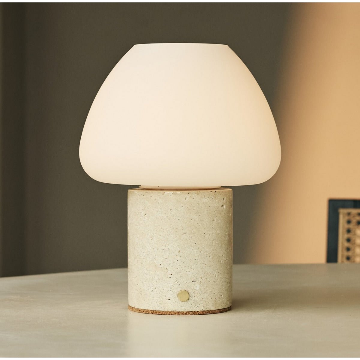 Wiederaufladbare Marmor Lampe   Dimmfunktion beige SONVELIA