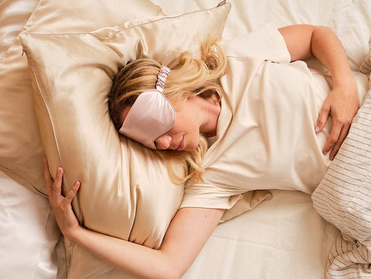 Schlafmaske aus 100% Seide für tiefen Schlaf |  Lotus