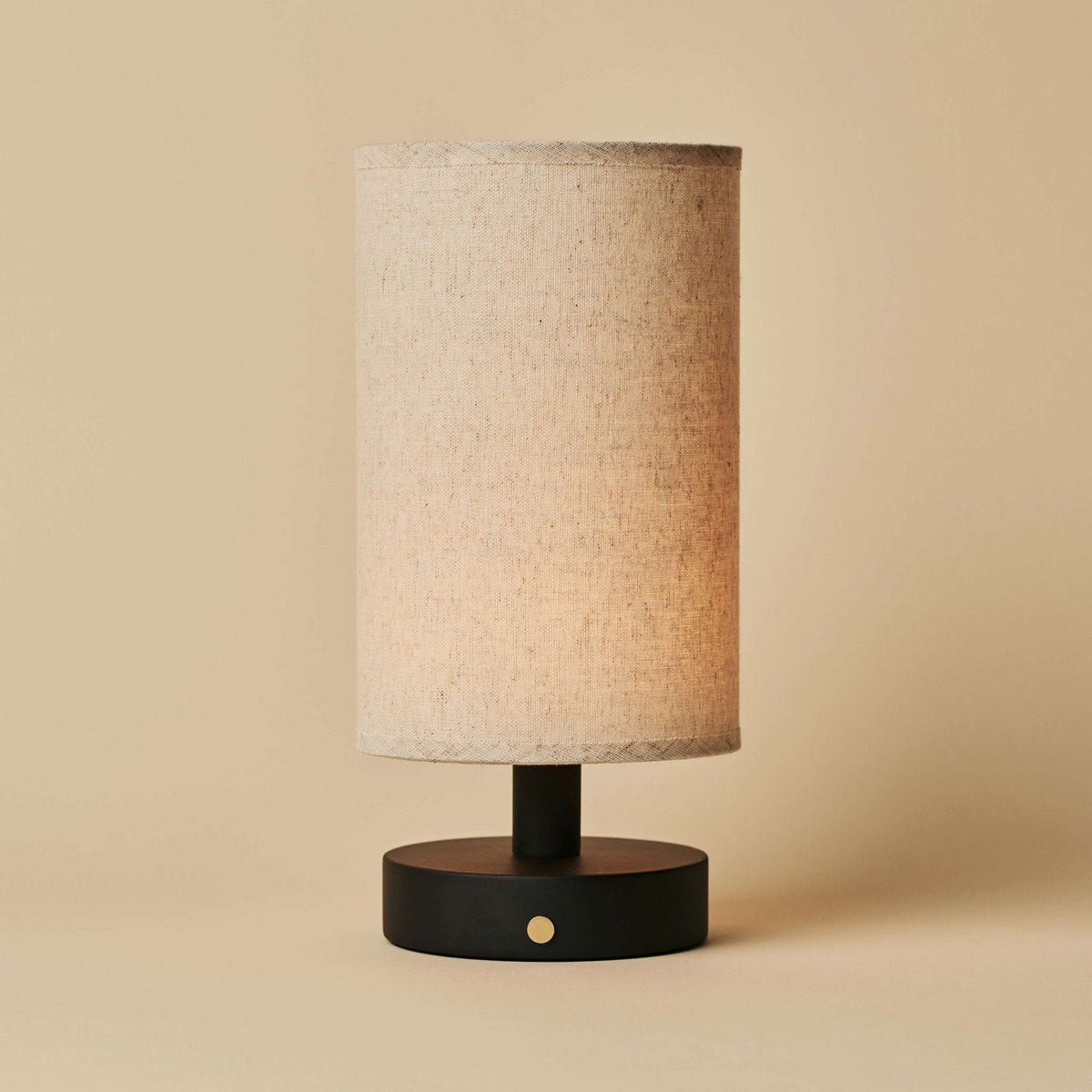 Lampe aus Holz mit Dimmfunktion (schwarz)