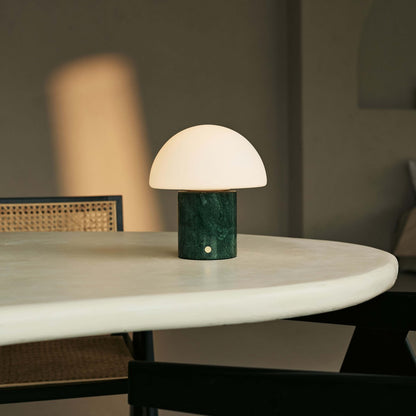 Marmor Lampe - Einzigartige wiederaufladbare Lampe mit 3 Lichtfarben und Dimmfunktion (Maris Green / Verde Alpi)